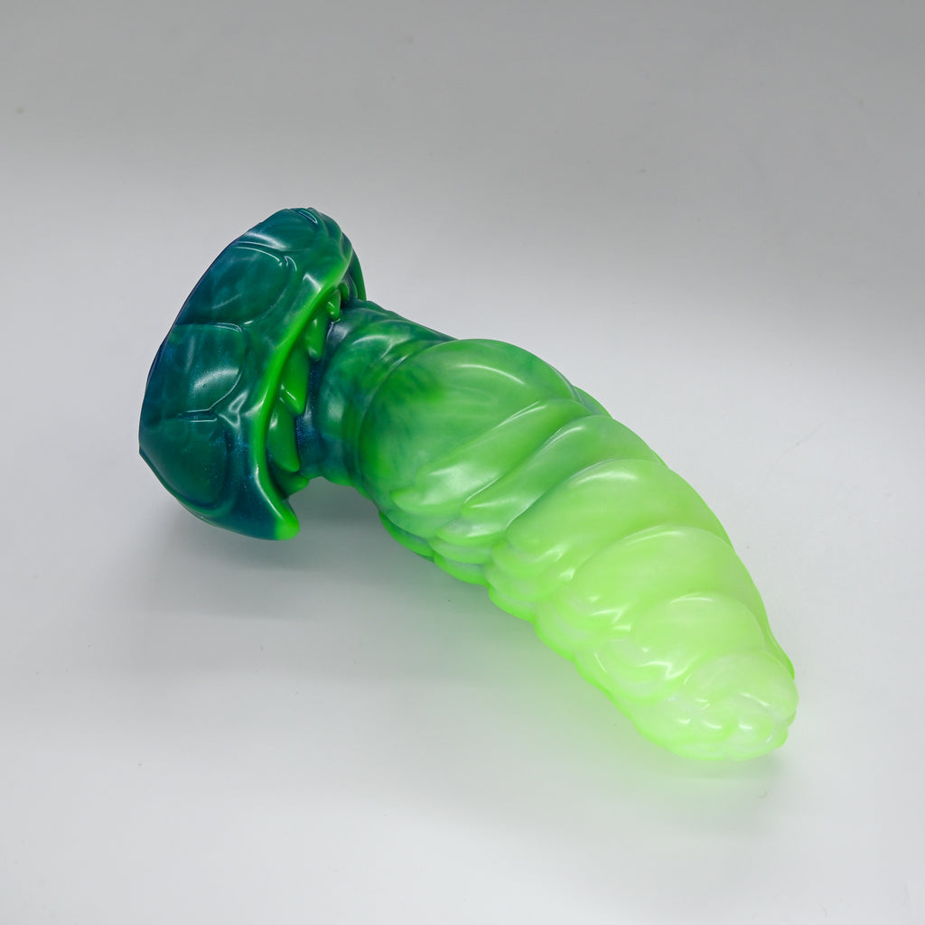 P3MKR70 Pluto Medium 0050 UV GITD CS