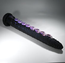 Load image into Gallery viewer, E3SGK57 Illex Medium 0030 UV GITD
