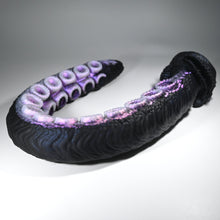 Load image into Gallery viewer, E4XGK61 Illex Large 0020 CS *FLOP*
