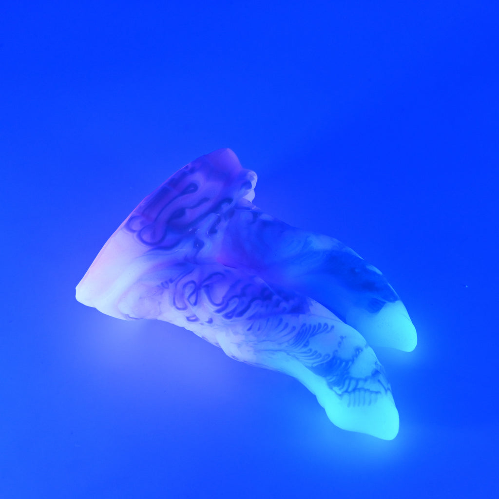 22SKQ35 Vasuki Small 0030 UV GITD