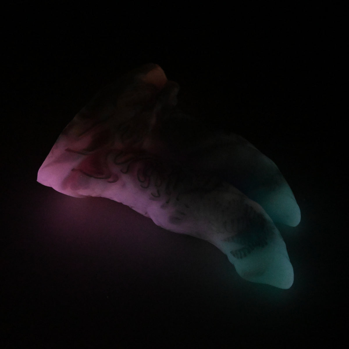 23SKQ40 Vasuki Medium 0030 UV GITD