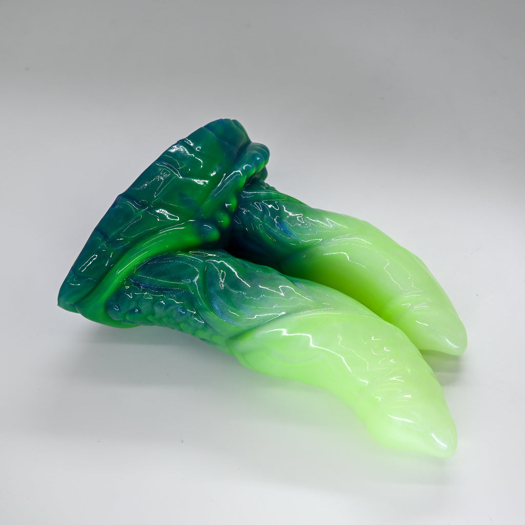 23MKQ41 Vasuki Medium 0050 UV GITD CS