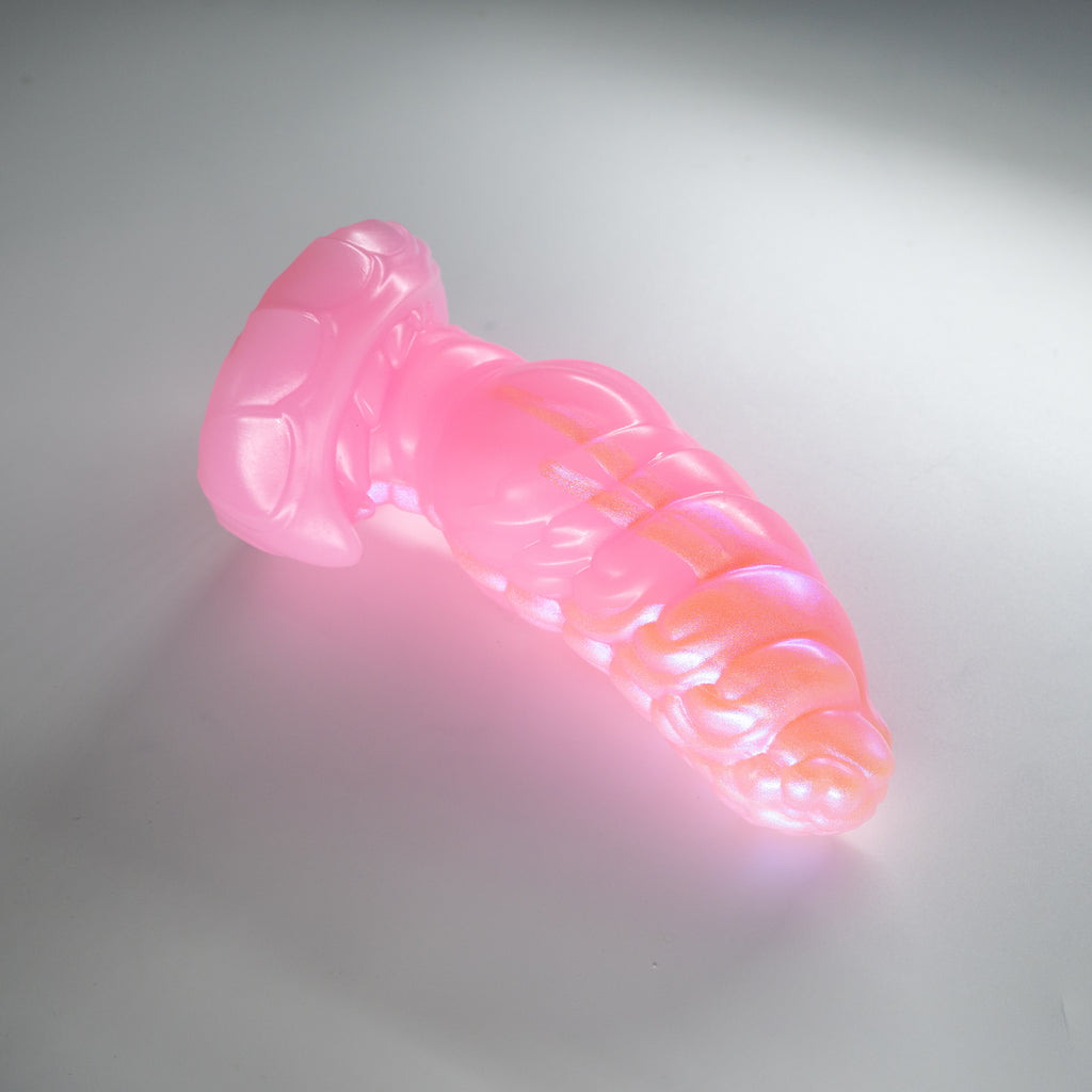P2XJQ17 Pluto Small 0020 UV GITD CS
