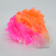 Load image into Gallery viewer, C4SFL82 Calypso Large 0030 UV GITD
