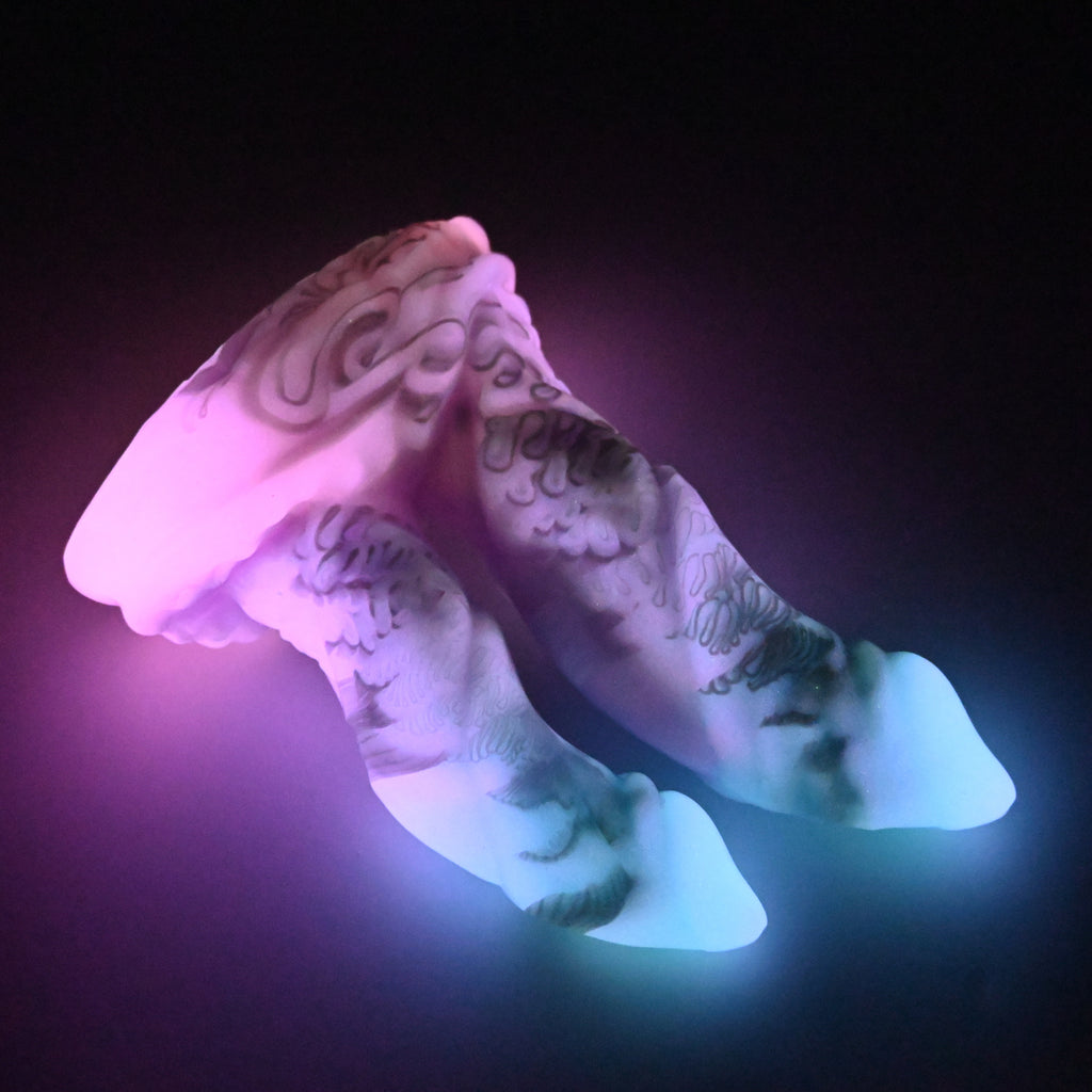 24SKQ45 Vasuki Large 0030 UV GITD
