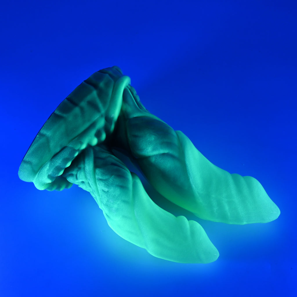 24MKQ46 Vasuki Large 0050 UV GITD CS
