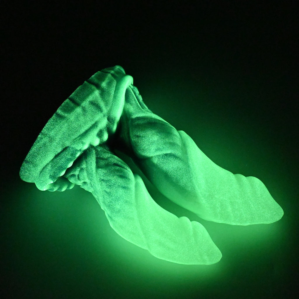 24MKQ46 Vasuki Large 0050 UV GITD CS