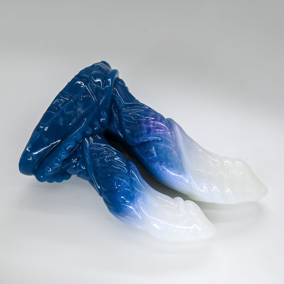 24SKQ47 Vasuki Large 0030 UV GITD CS