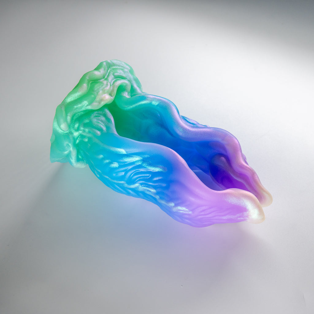 A3SJP67 Alara Medium 0030 UV GITD CS