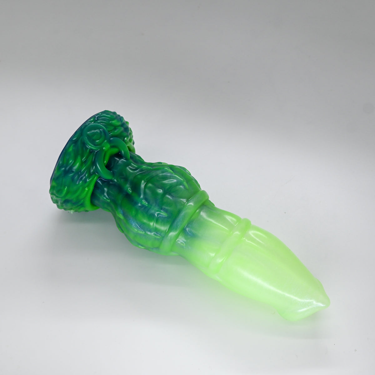 H2SKR24 Hellion Small 0030 UV GITD CS
