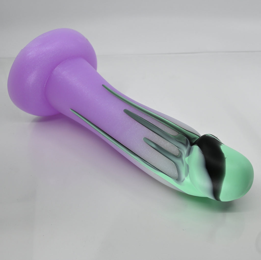 Z4MEK78 Caelus Large 0050 UV GITD