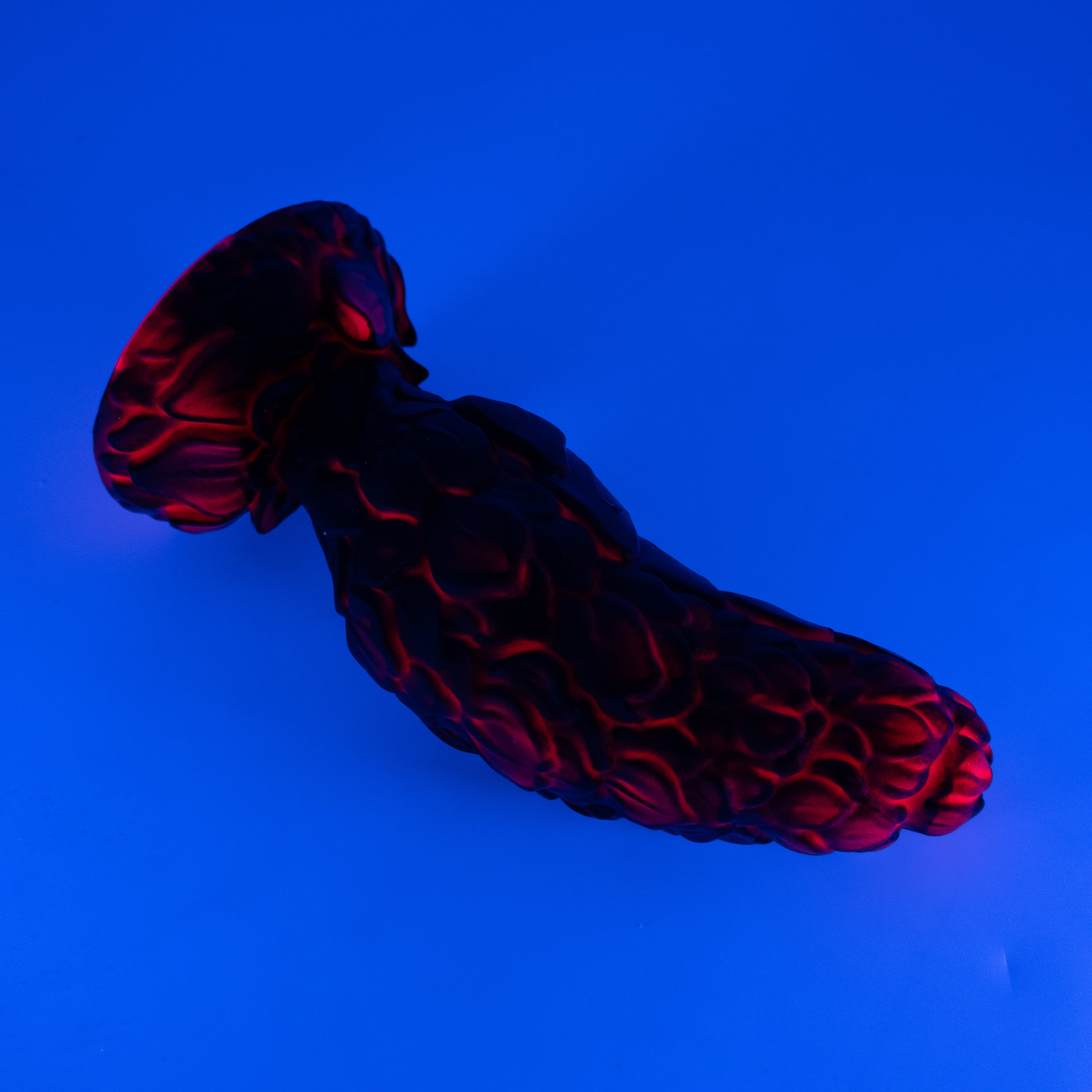 B3SJP75 Flora Medium 0030 UV GITD