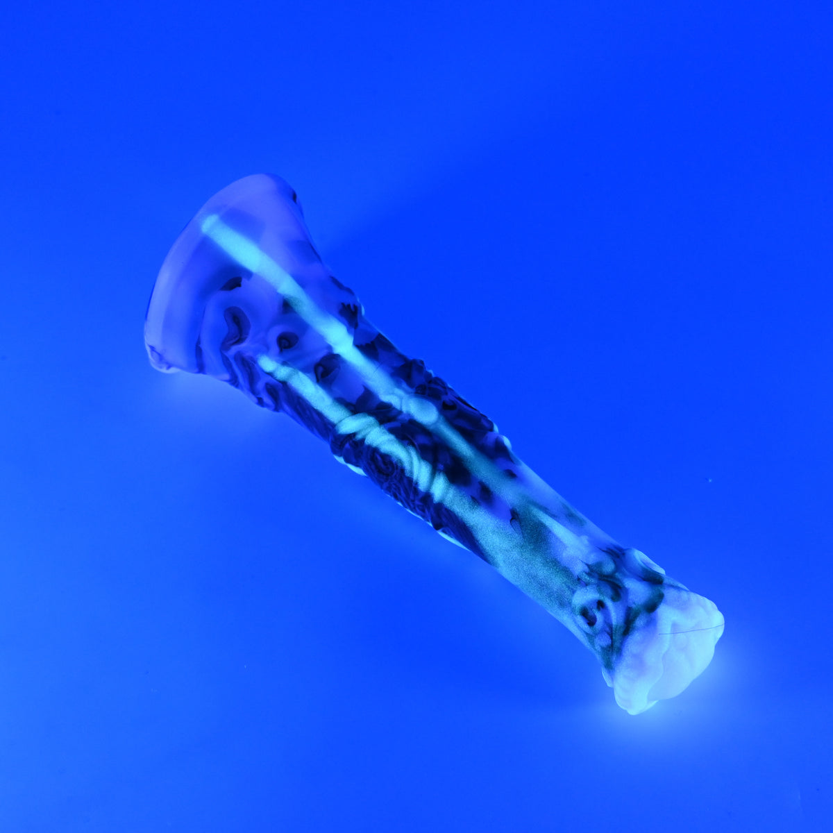 U2MKR86 Cirrus Small 0050 UV GITD CS