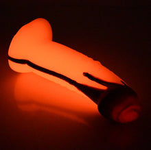 Load image into Gallery viewer, T2MEJ77 Titan Small 0050 UV GITD

