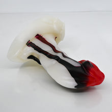 Load image into Gallery viewer, R2MEJ63 Oberon Small 0050 UV GITD
