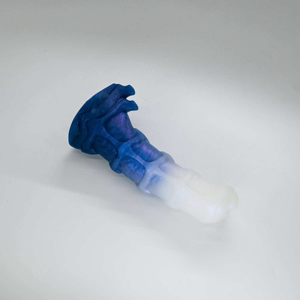 42SKQ57 Helhestr Small 0030 UV GITD CS