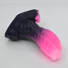 Load image into Gallery viewer, X2SEK36 Shin Small 0030 UV GITD
