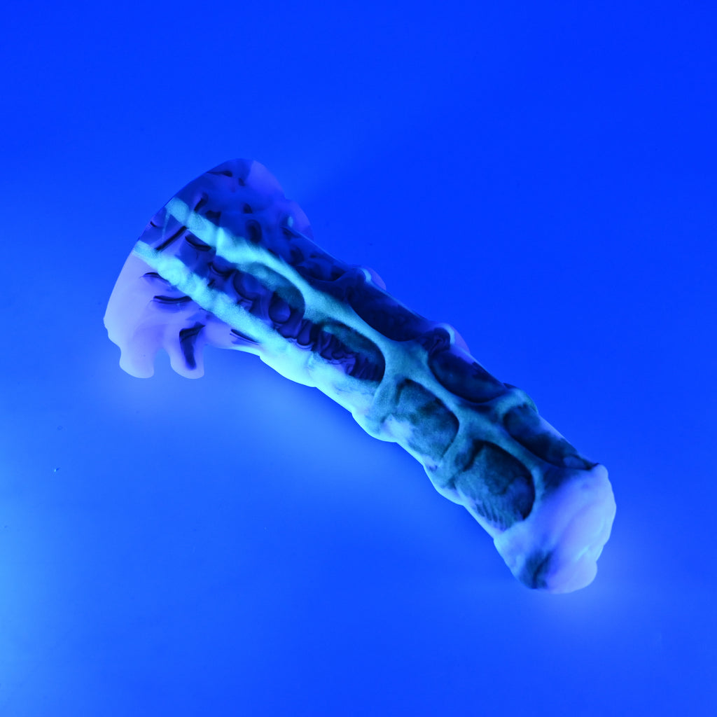 43MKQ60 Helhestr Medium 0050 UV GITD CS