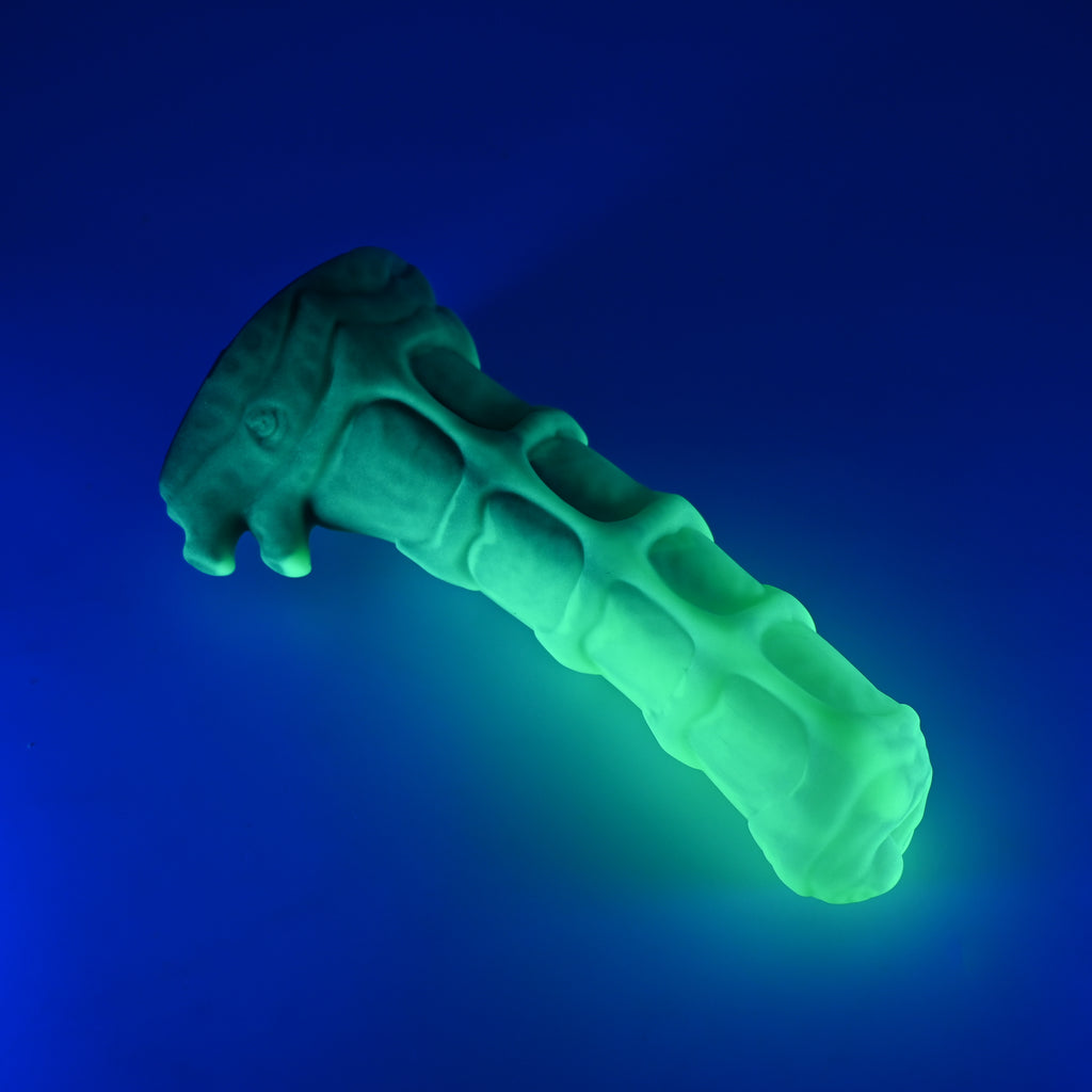 43MKQ61 Helhestr Medium 0050 UV GITD CS