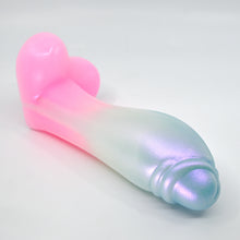 Load image into Gallery viewer, Q3MFM44 Aquus Medium 0050 UV GITD
