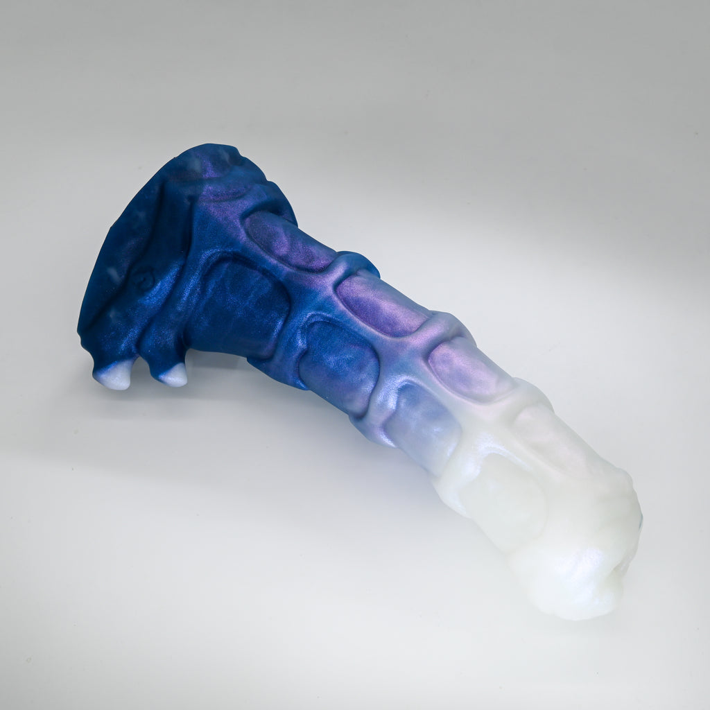 44SKQ65 Helhestr Large 0030 UV GITD CS