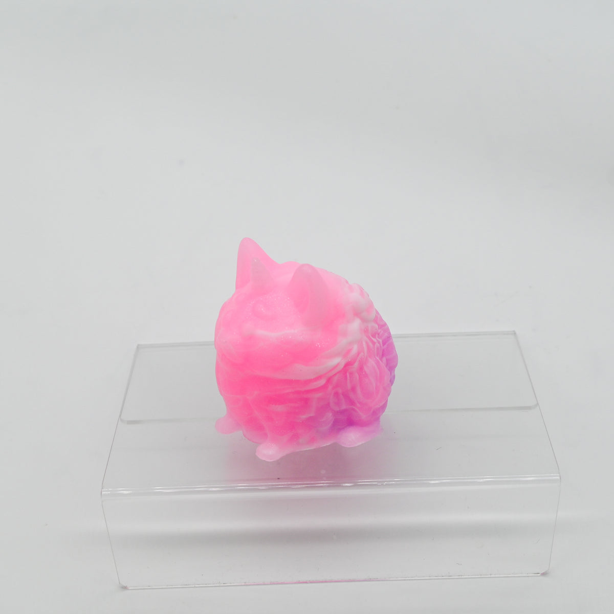 1PSKQ28 Puppicorn 0030 UV GITD