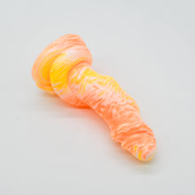 Load image into Gallery viewer, 32MHN48 Celia Small 0050 UV GITD
