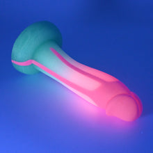 Load image into Gallery viewer, Z2SFN33 Caelus Small 0030 UV GITD
