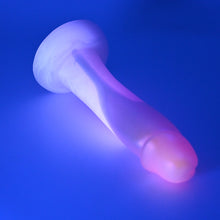 Load image into Gallery viewer, Z2MFN39 Caelus Small 0050 UV GITD
