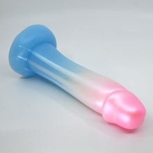Load image into Gallery viewer, Z3MFN53 Caelus Medium 0050 UV GITD
