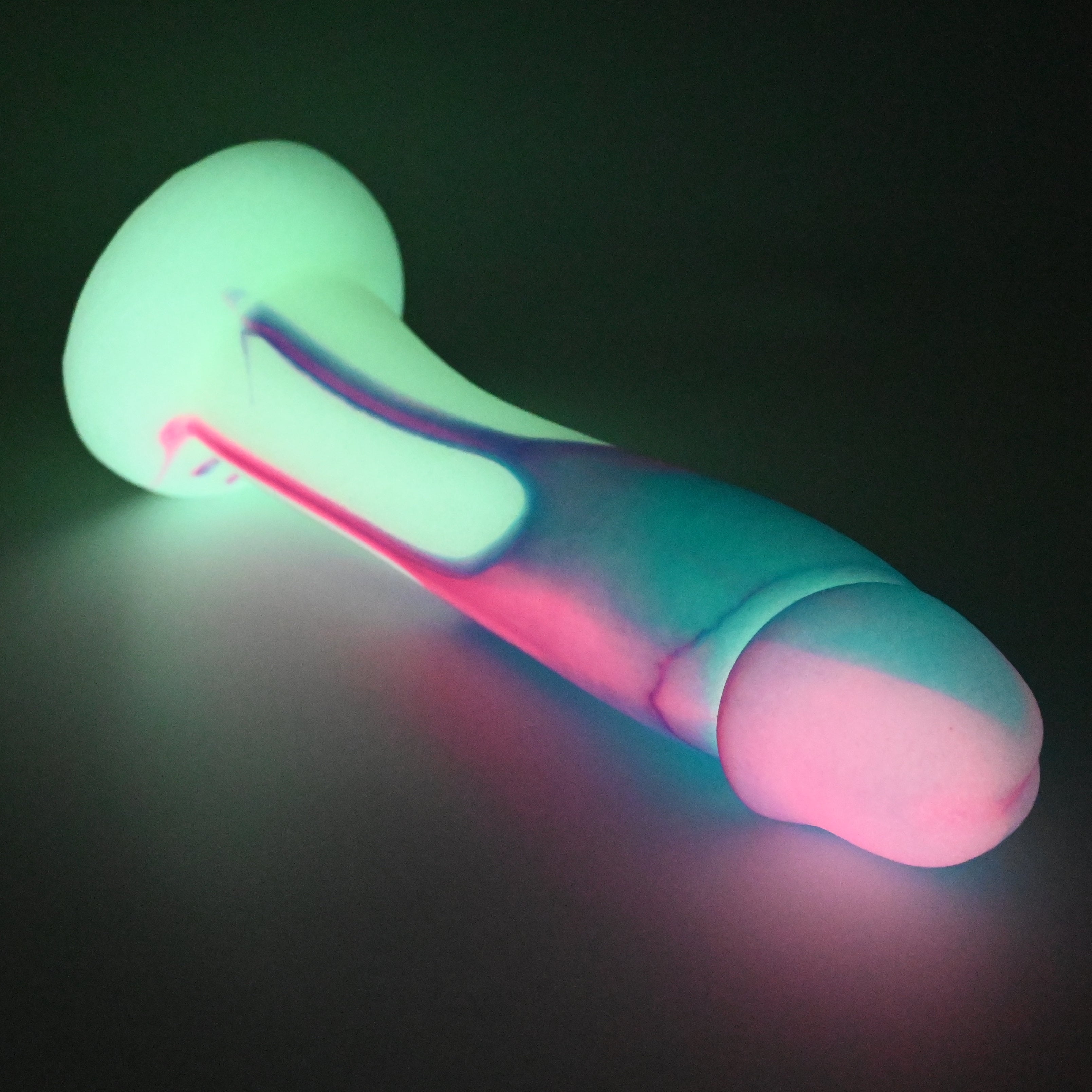 Z4SFN61 Caelus Large 0030 UV GITD *FLOP*