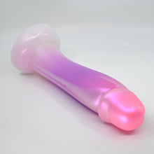 Load image into Gallery viewer, Z4MFN62 Caelus Large 0020 UV GITD
