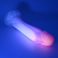 Load image into Gallery viewer, Z4MFN62 Caelus Large 0020 UV GITD

