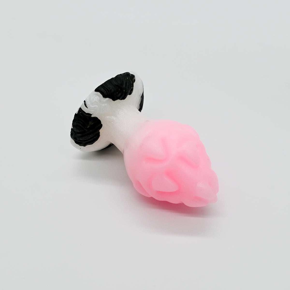F3SJR66 Dragonfruit Plug Medium 0030 UV GITD