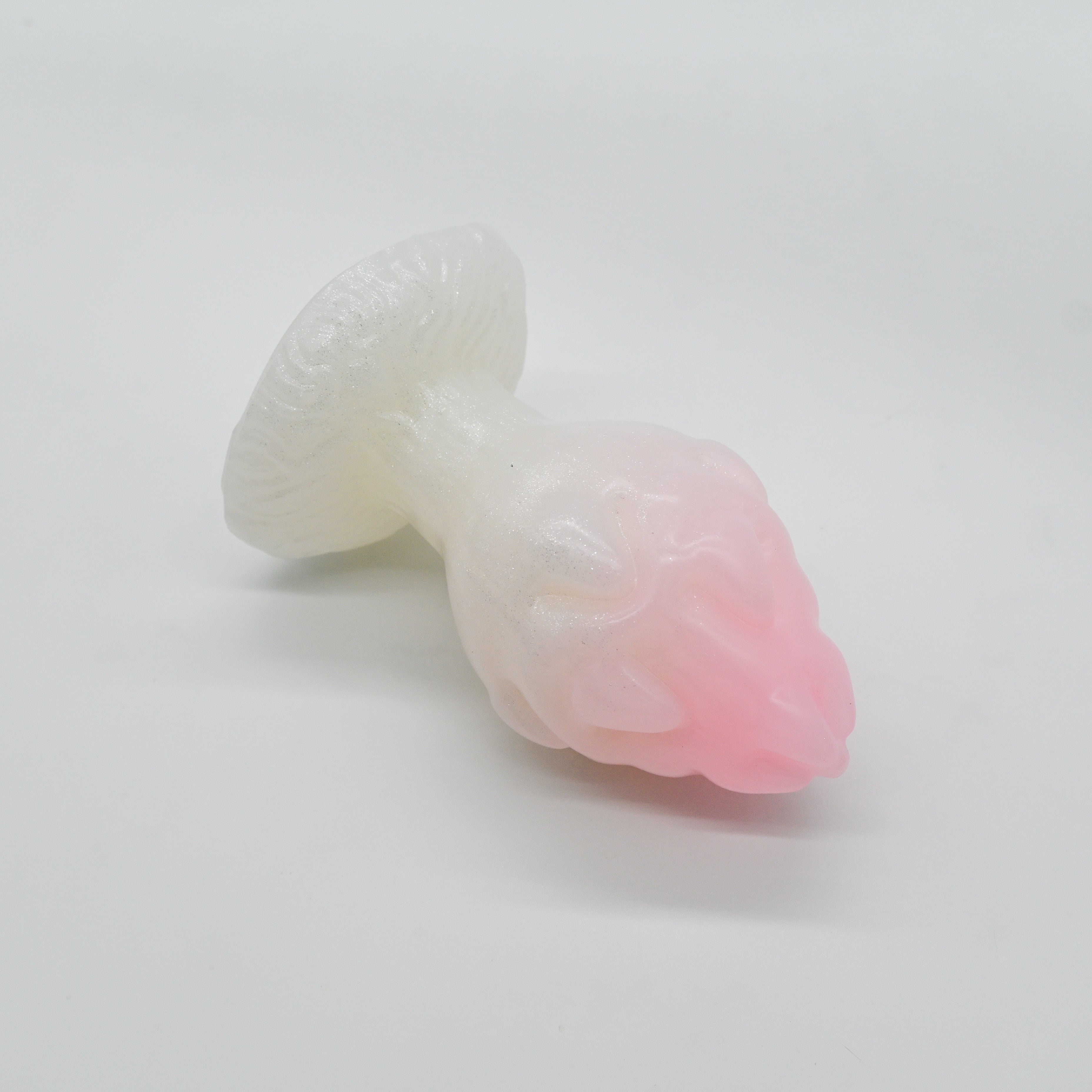 F4SJR68 Dragonfruit Plug Large 0030 UV GITD