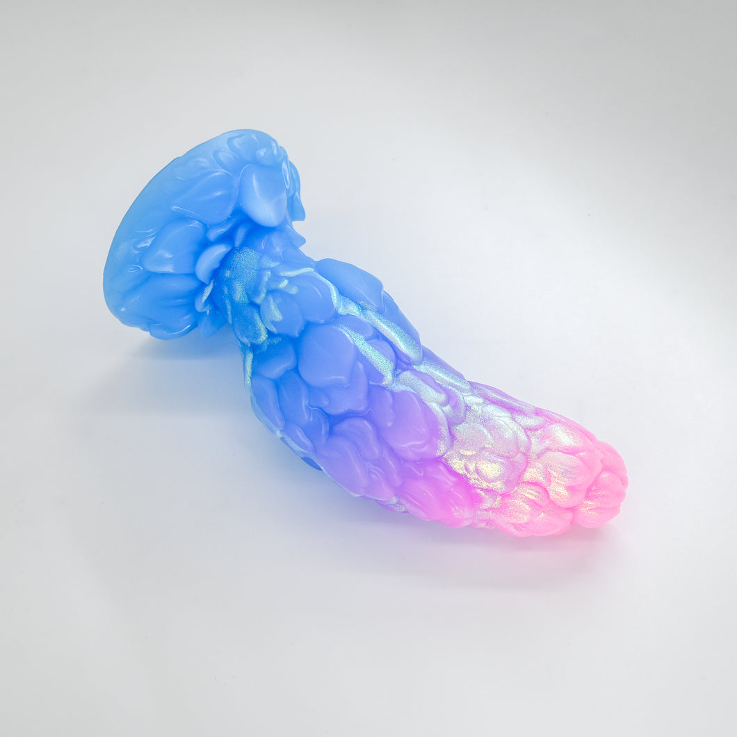 B3SHN73 Flora Medium 0030 UV GITD CS