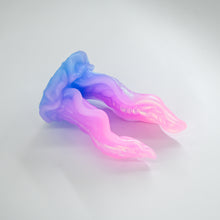 Load image into Gallery viewer, A2SHN64 Alara Small 0030 UV GITD CS
