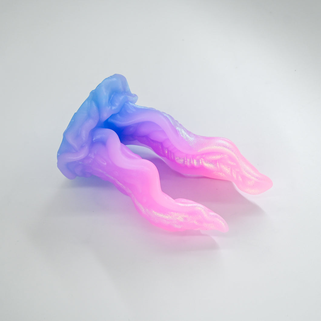 A2SHN64 Alara Small 0030 UV GITD CS