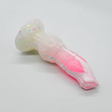 Load image into Gallery viewer, H2SJR79 Hellion Small 0030 UV GITD
