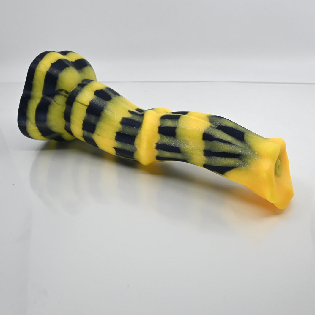 K4MCN36 Kitalpha Large 0050 UV GITD