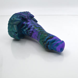 S2MCN99 Snark Small 0050 UV GITD