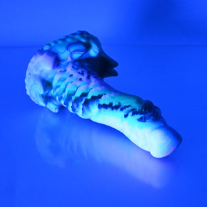 S2MCN99 Snark Small 0050 UV GITD