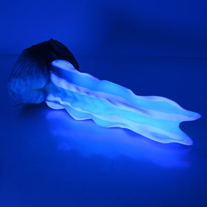 V2SCQ73 Snark's Maw Small 0030 UV GITD