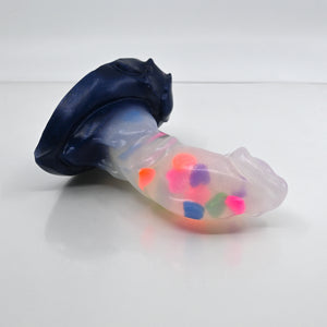 R2TCQ45 Oberon Small NC 0031 UV GITD *FLOP*