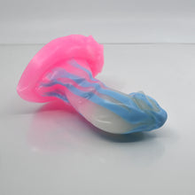 Load image into Gallery viewer, R2SCQ37 Oberon Small 0030 UV GITD
