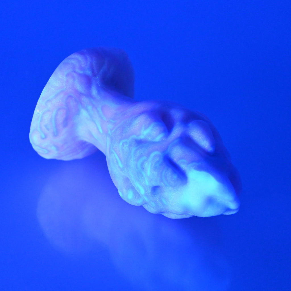 F1MBP52 Dragonfruit Plug Mini 0050 UV GITD