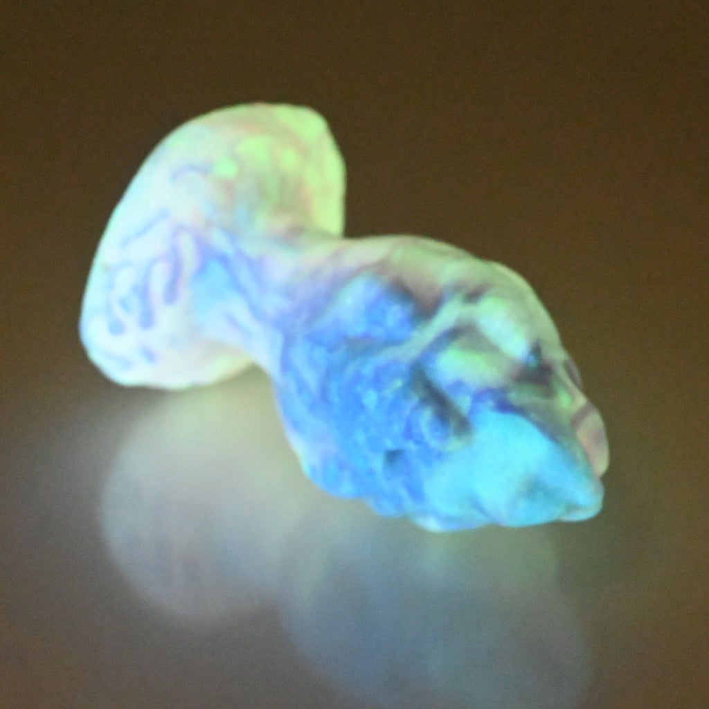 F1MBP52 Dragonfruit Plug Mini 0050 UV GITD