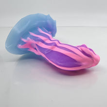 Load image into Gallery viewer, R3SCQ25 Oberon Medium 0030 UV GITD
