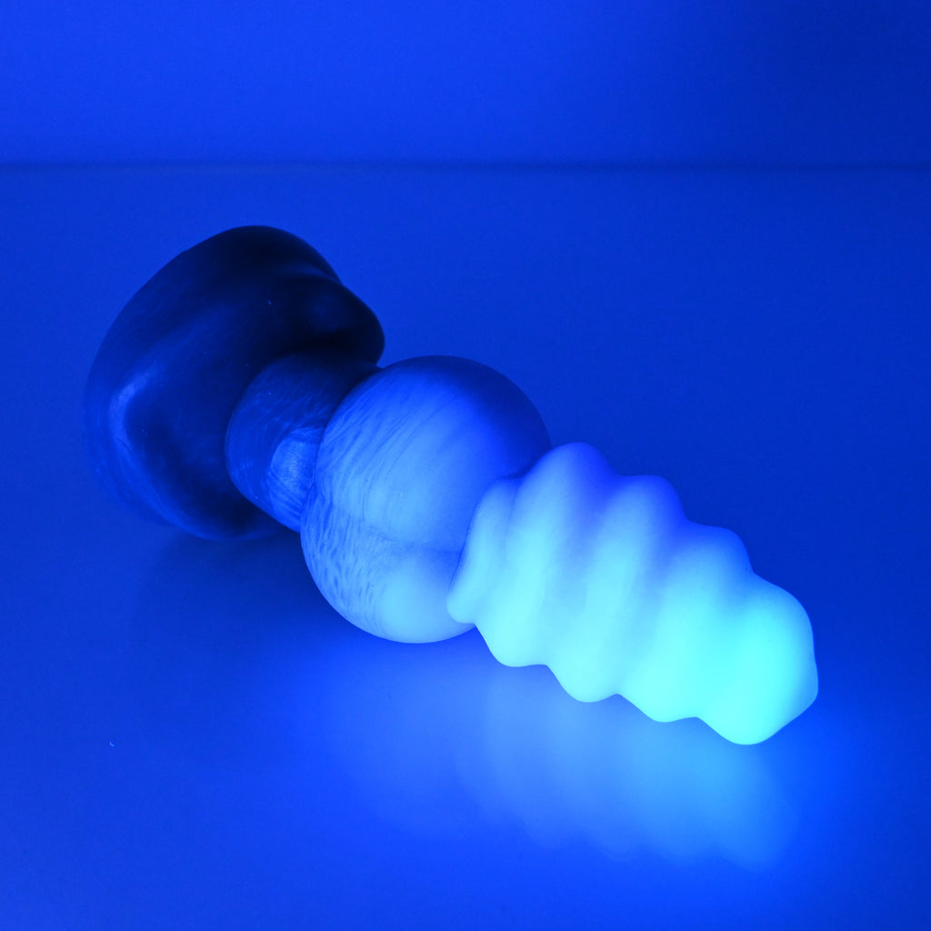 P2SDN18 Pluto Small 0030 UV GITD CS *FLOP*