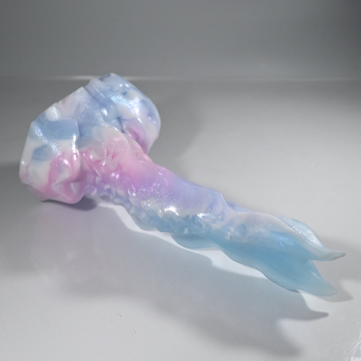 V1MDN59 Snark's Maw Mini 0050 UV GITD CS
